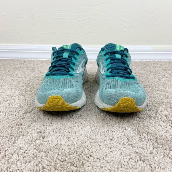 Brooks Launch 6 Women’s Running Shoes - Green - Picture 3 of 6